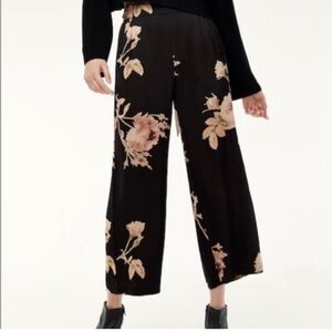 Aritzia Wilfred Faun floral ankle pants XS